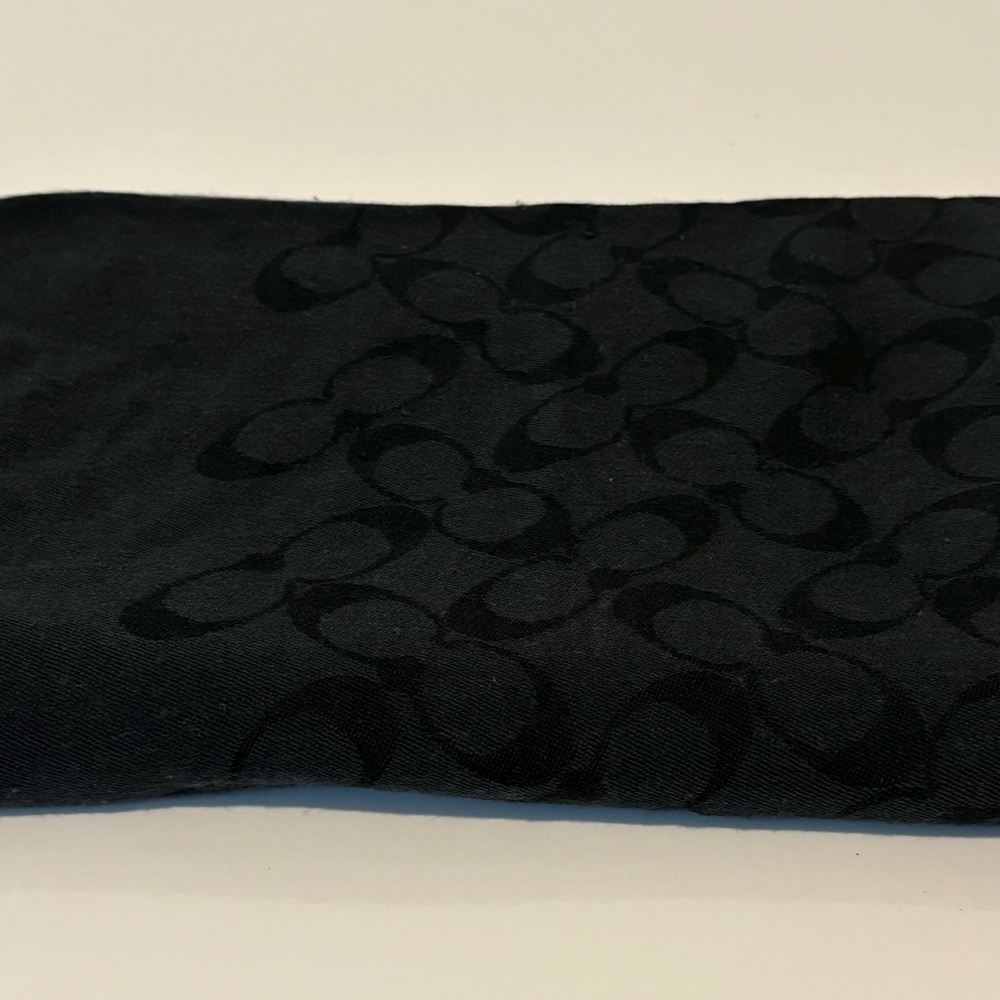 Coach Signature Black Stole
